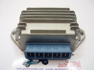 REGOLATORE DI TENZIONE PIAGGIO APE 50 TM P 85-89