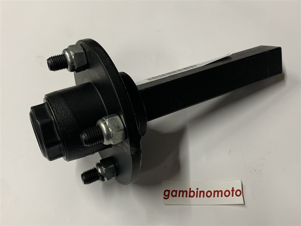Semiasse senza freno tipo 4 fori Fiat, con la sezione quadrata Q=30 Cuscinetti 6204-6205. Interasse fori+battuta disco 98-58. Portata massima 300kg e Velocità massima 40 Km/h.