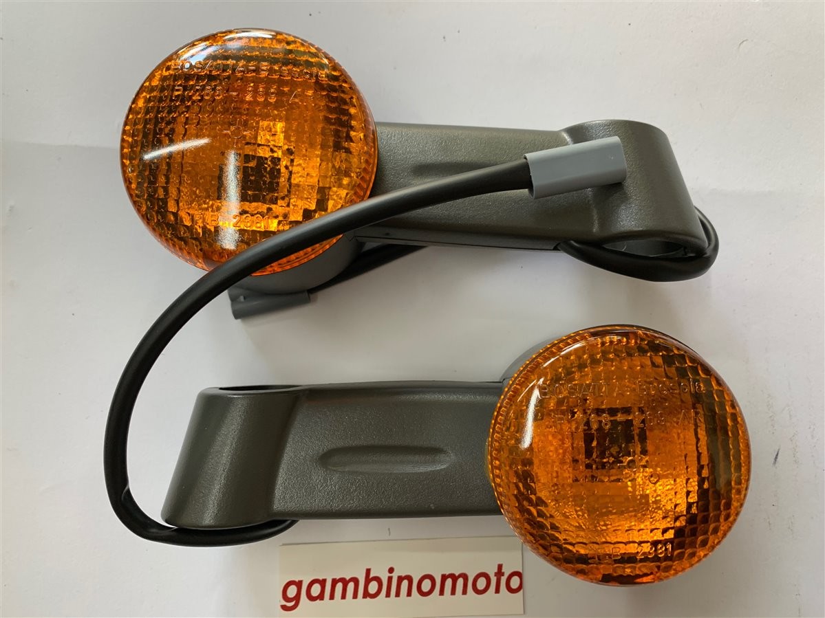 INDICATORI DI DIREZIONE SX-DX ANTERIORI PIAGGIO SI FL2
