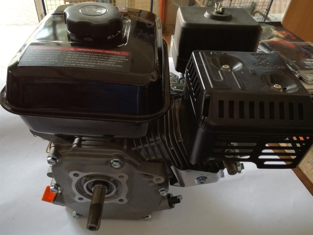 MOTORE BENZINA MODELLO ZBM 270 L3 4T ZANETTI DA 9 HP ALBERO CILINDRICO DA 25,4 MM VARIE APPLLICAZIONI MOTOZAPPA BETONIERA   GARANZIA 2 ANNI.  SPEDIZIONE IN CONTRASSEGNO EURO 17,00  Motore a scoppio EURO 2 ZANETTI (azienda dal 1946)  Modello ZBM 270 C AVVI