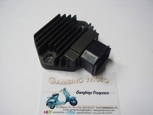 REGOLATORE DI TENZIONE HONDA CB 500 97-98 - CB 600 HORNET 98 - 0