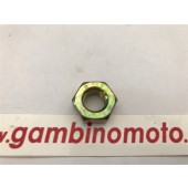 DADO PULEGGIA MOTRICE M.10x1,25 MOTORE MINARELLI-YAMAHA-PIAGGIO-GILERA 50 scooter piaggio sfera 50- et4 liberty 125 - easy moving-storm-typhoon-zip tutti i tipi nrg tutti i tipi free tutti i tipi ntt-sfera 50