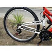 BICICLETTA MTB 26 BIAMMORTIZZATA 21 VELOCITA CAMBIO SHIMANO COSTRUITA IN' ITALIA  NO CINA DISPONIBILE NELLE SEGUENTI COLORAZIONI  ROSSO BIANCO  GRIGIO NERO  BIANCO BLU  BIANCO ROSSO  PRIMA DI INVIARE L'ORDINE CHIEDERE   CONFERMA DISPONIBILITA' COLORE     
