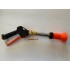 LANCIA TURBO LANCIA 400 CON UGELLO Lancia turbo versione standard fornita con: protezione - ugello cono M15x1, foro Ø 1,5 mm - gancio bloccaggio leva - attacco filettato 1/2". Foro max ugello Ø 2,3 mm.Pressione 50bar Può montare il raccordo girevole 1/2" 